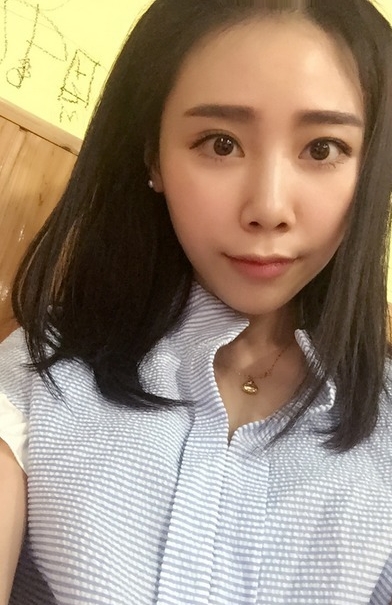 九亿少女的梦的第一张照片--香港父母相亲团