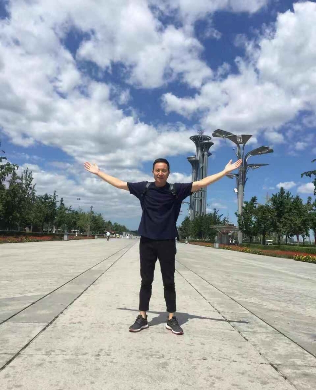 林东的第一张照片--香港父母相亲团