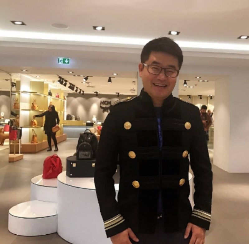 大千世界的第一张照片--香港父母相亲团