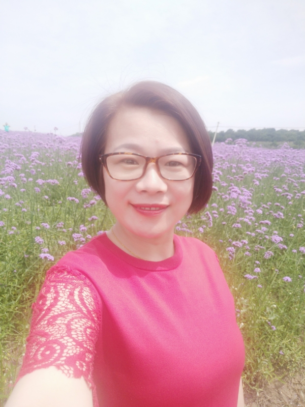 岁月静好的第一张照片--香港父母相亲团