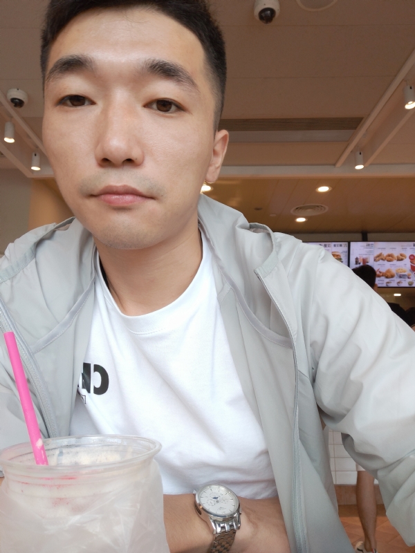 须臾数年的第四张照片--香港父母相亲团