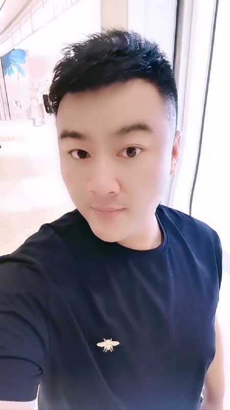 微风徐徐的第二张照片--香港父母相亲团