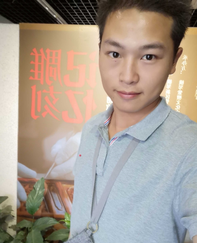 子非鱼VAE的第一张照片--香港父母相亲团